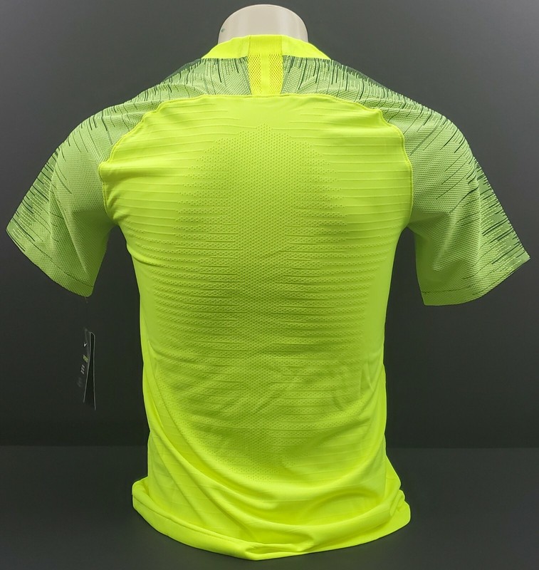 Nike Strike Vaporknit II Jersey, Volt/Black, Size S gallery