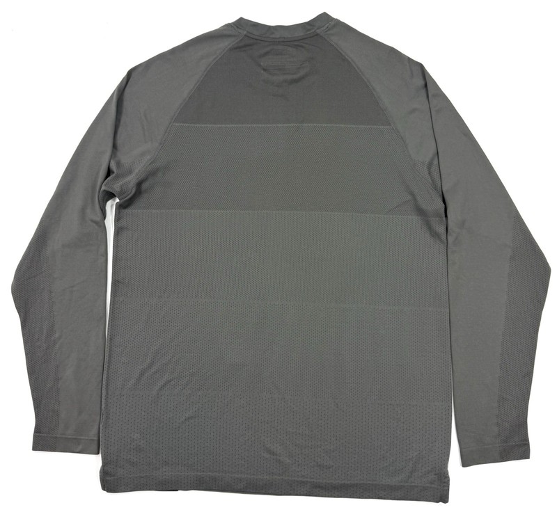 Legends Mens Long Sleeve T-Shirt Sz Small Gray Performance Athletic Workout Gym gallery