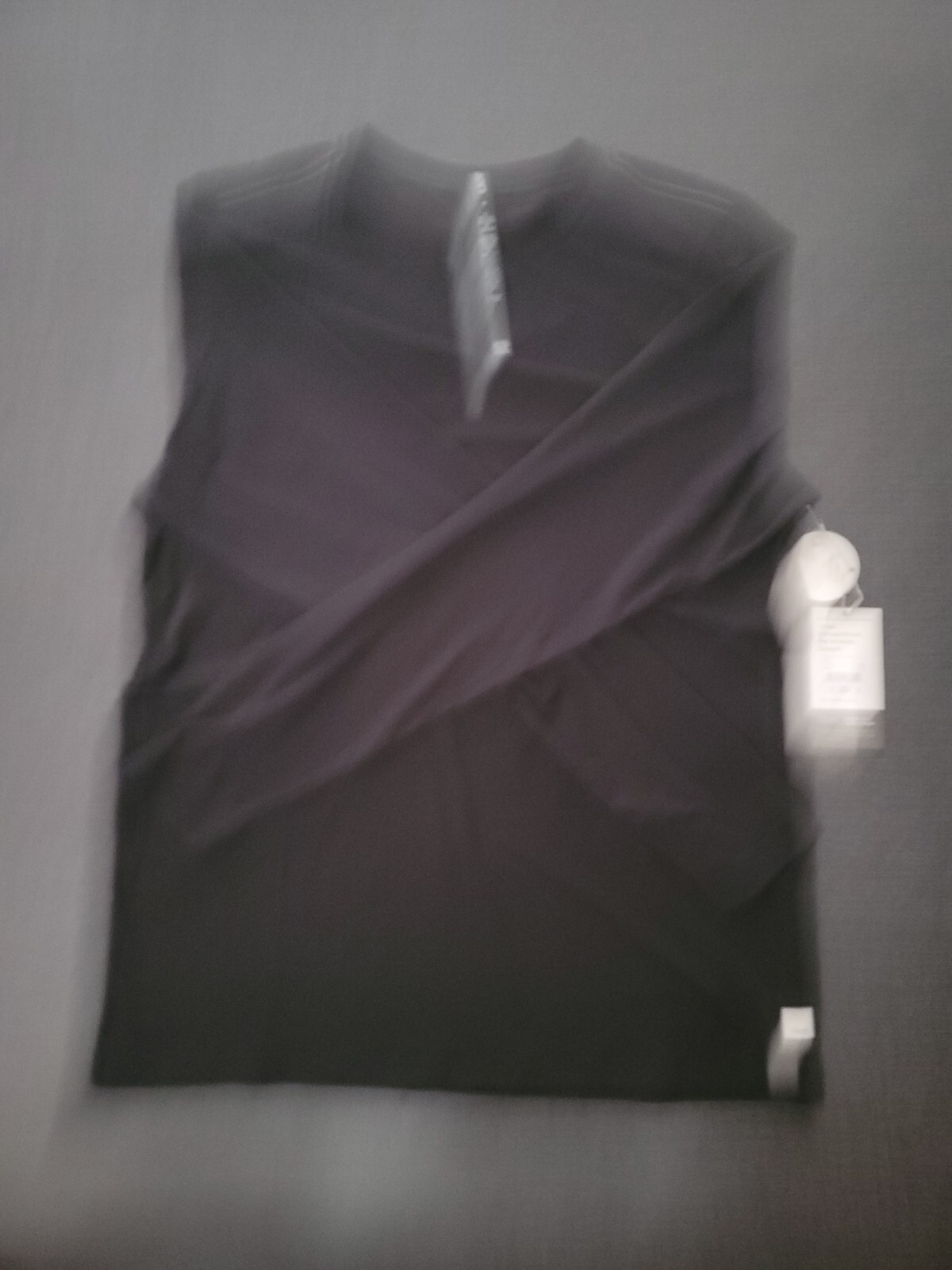 Vuori Men's Current Tech Tee Long Sleeve V1003 Black Small gallery