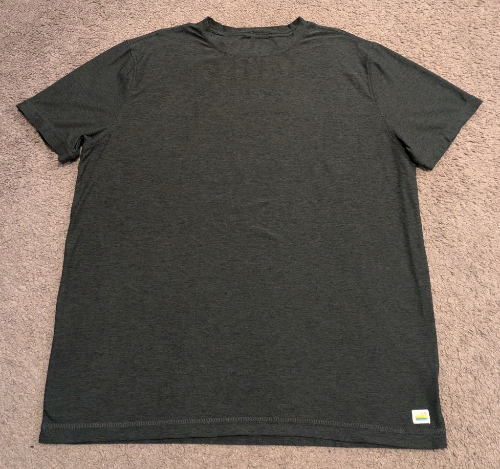 Vuori Strato Tech Tee Short Sleeve Dark Charcoal Navy Heather V126 Men's Large gallery
