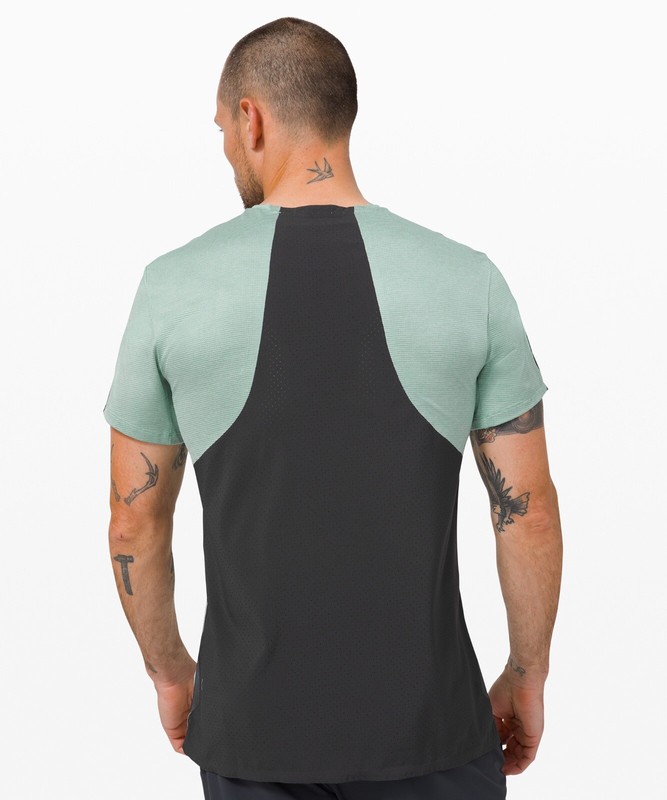 🍋Lululemon Fast Free Elite - Large🍋 gallery