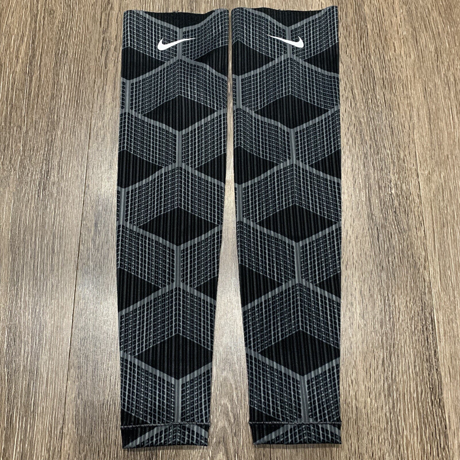 Nike Kenya Pro Elite Running Arm Sleeve Track & Field Made In USA Size XSmall gallery