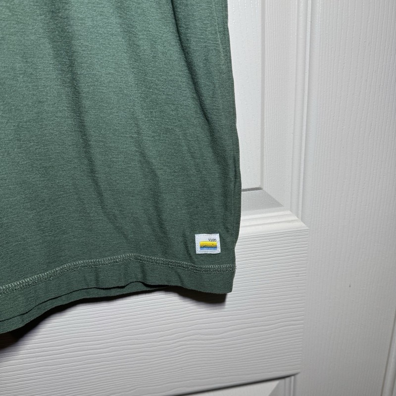 Vuori Strato Tech Tee Men’s XL (See Measurement) Sea Pine Heather Green Athletic gallery