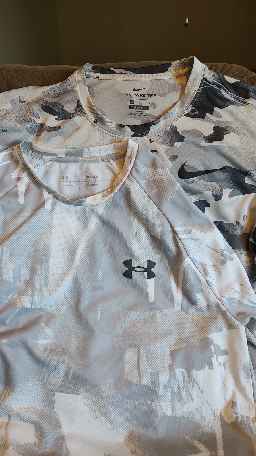 Lot of 2 NIKE / UNDER ARMOUR Camo Athletic Workout Short Sleeve Shirts Size M gallery