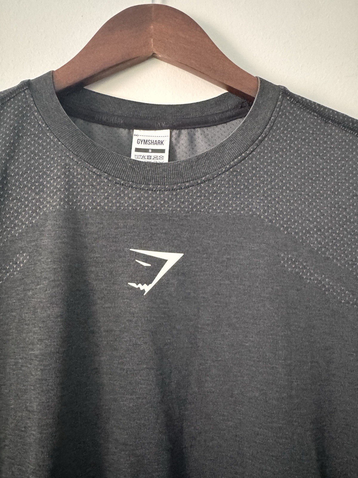 GYMSHARK Men’s Lightweight Seamless T-Shirt Black/Silhouette Size Small NWOT gallery