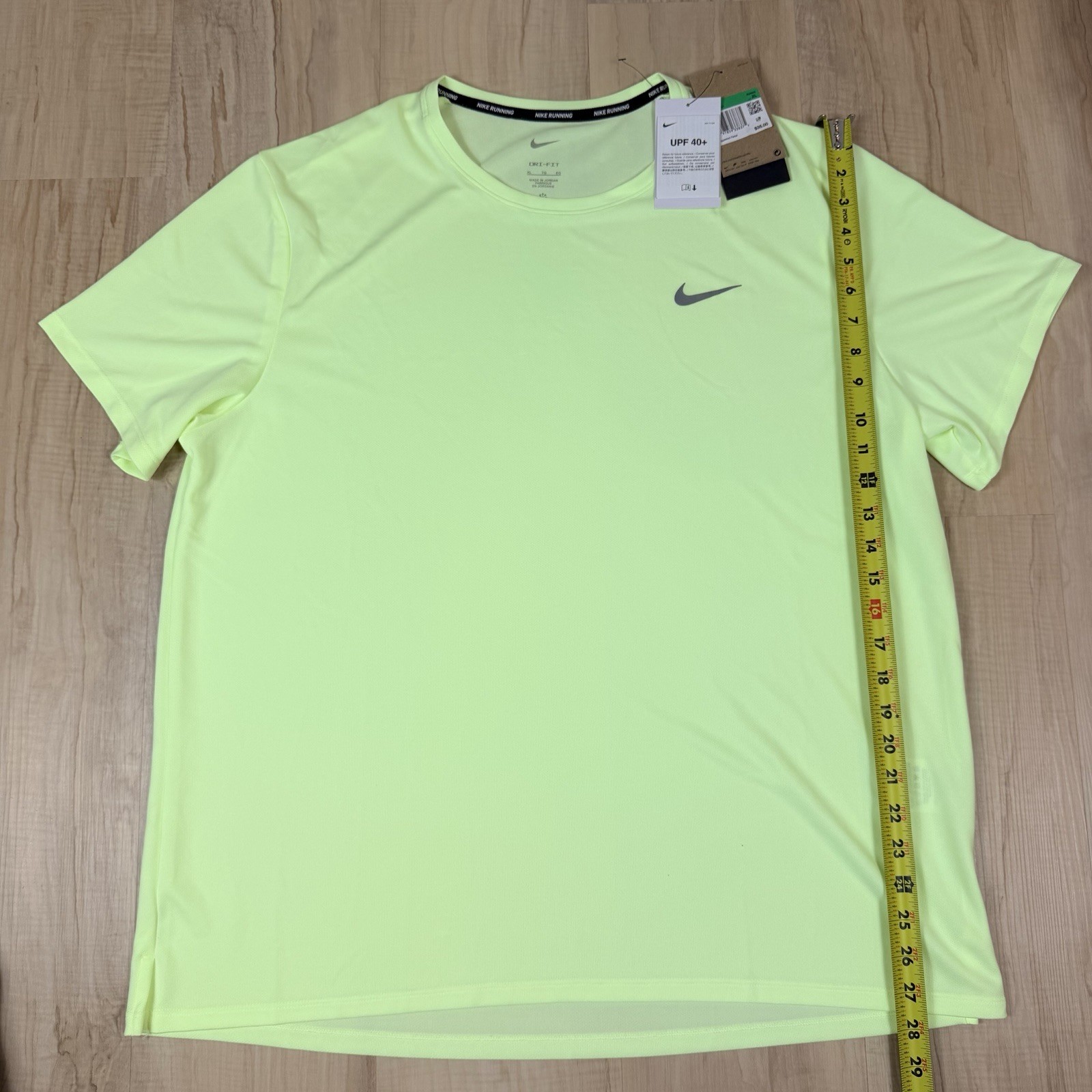 Nike Miler Dri-FIT 2Pc Running Set Men's Size XL Reflective Green Shirt Shorts gallery
