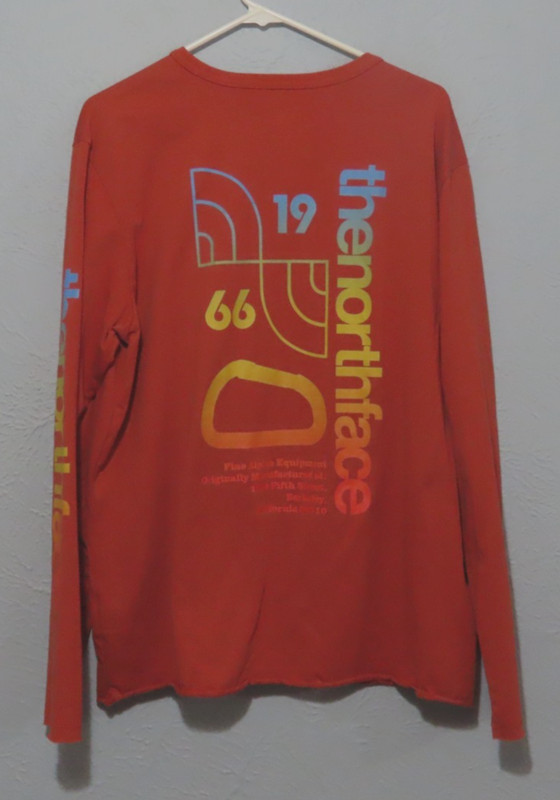 The North Face Men's L Long Sleeve T-shirt 1966 Alpine Equipment Back Graphic gallery