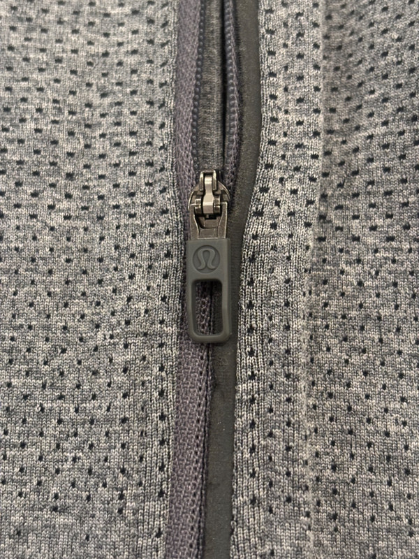 Lululemon Surge Warm 1/2 Zip Sweater Bone Heather Gray Athletic Train Mens M gallery