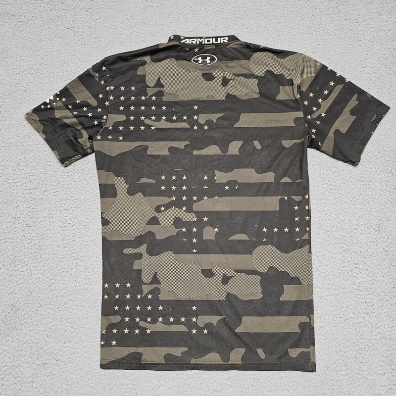 Under Armour Freedom Camo Compression Shirt Mens XL Heat Gear Athletic Fit gallery
