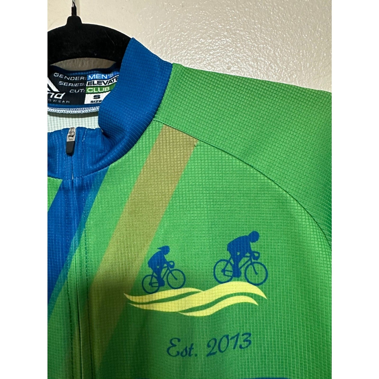 Ascend Elevate Men's Front Zip Cycling Shirt Size S Back Zip Pocket No Rise Hem gallery