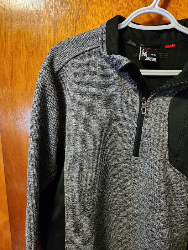 Men's Large Spyder Gray And Black 1/4 Zip Stretch Performance Pullover gallery