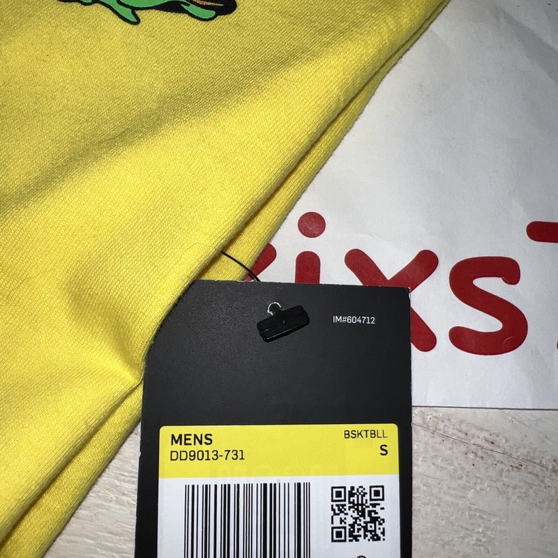 NIKE SPORTSWEAR KYRIE MEN'S T-SHIRT 'What The' Size S-L [DD9013 731] gallery