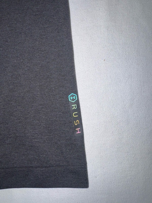 under armour Celliant Rush Tank top Dark Gray Mens Size Large NWOT! gallery