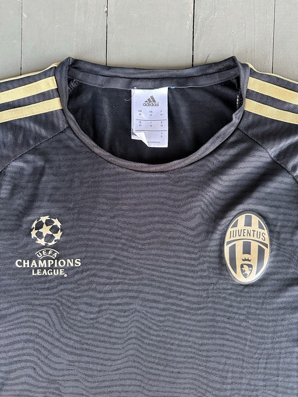 Adidas Juventus FC UEFA Champions League Training Third Jersey 2015-16 Size M gallery