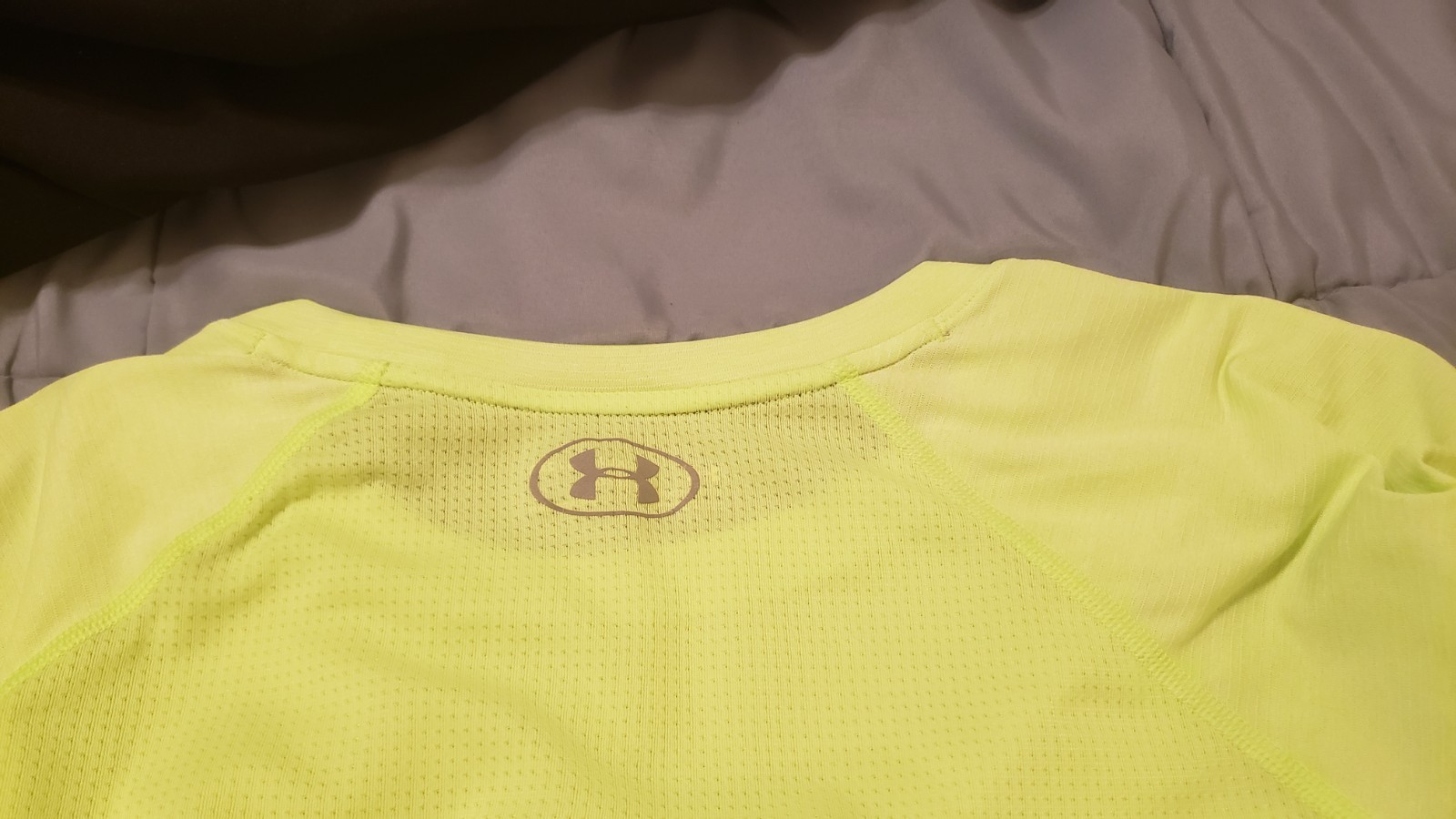 Under Armour Fitted X Run ThreadBorne Mens Bright Lime Green Shirt Size 2XL gallery