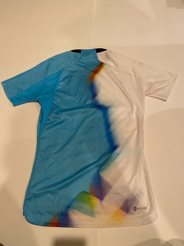 ADIDAS MEN SHIRT XS Extra Small HT3528 White Bright Cyan multi Tennis WC Tee gallery