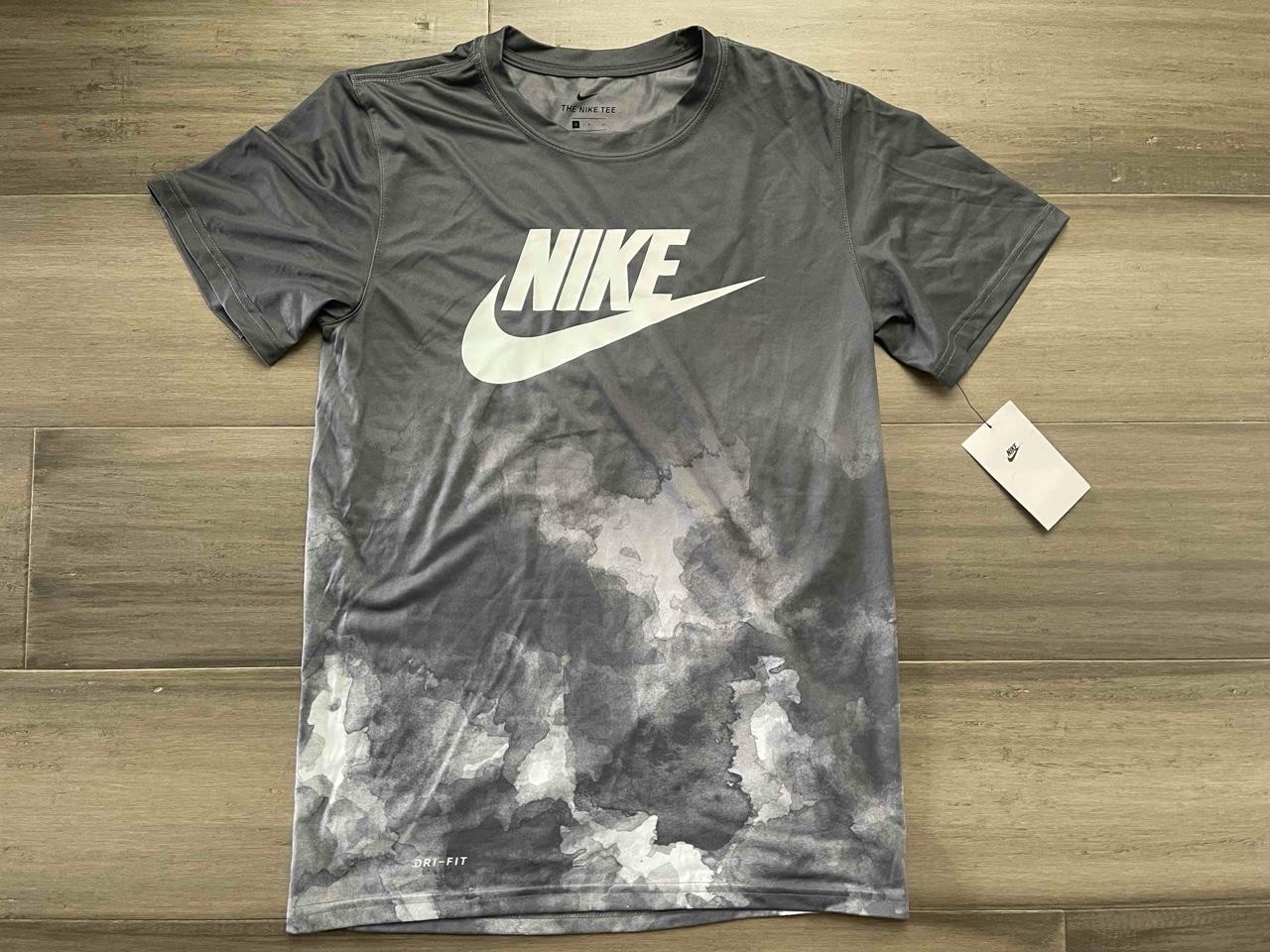 NEW NIKE DRIFIT LOGO TOP TRAINING SHORT-SLEEVE SHIRT GREY/WHITE 37798X-00C SMALL gallery
