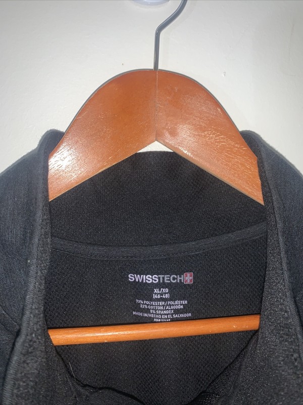 Swiss Tech Sweater Men’s Extra Large Charcoal Sweatshirt Quarter Zip Pullover gallery
