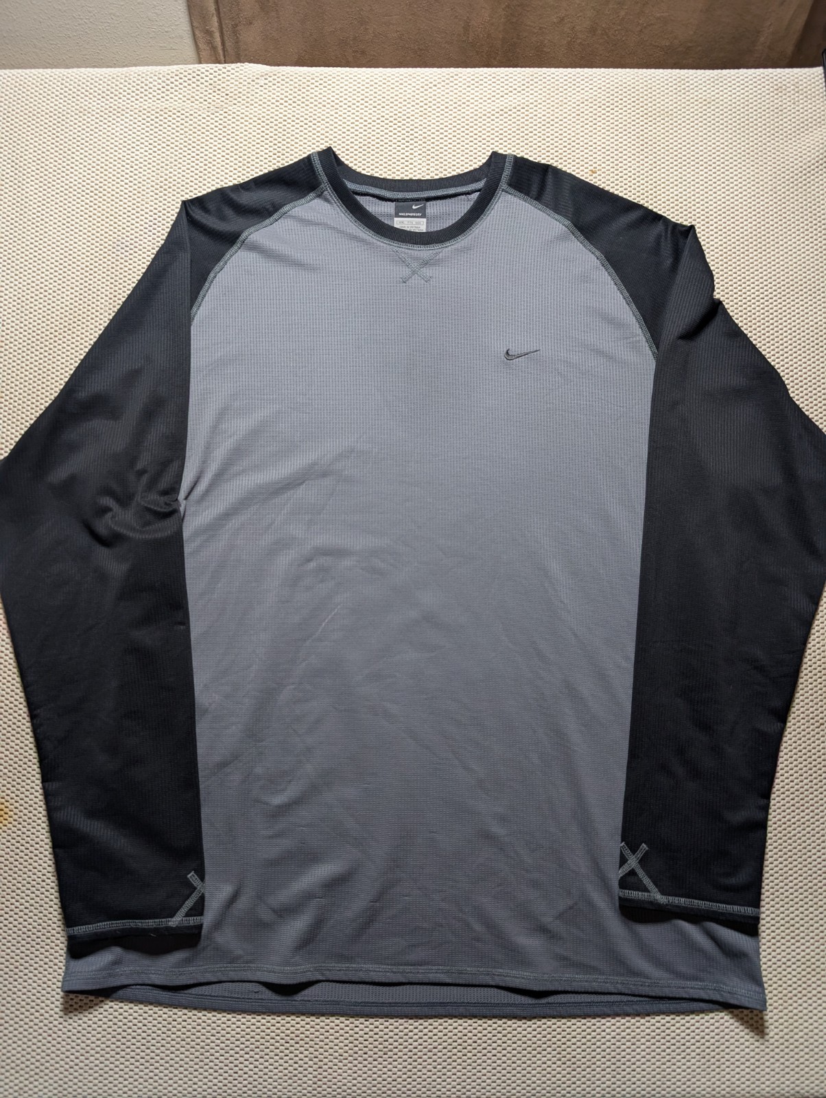 Nike Sphere Dry Running Golf Baseball Gym Gray Black Long Sleeve Shirt Size 2XL gallery