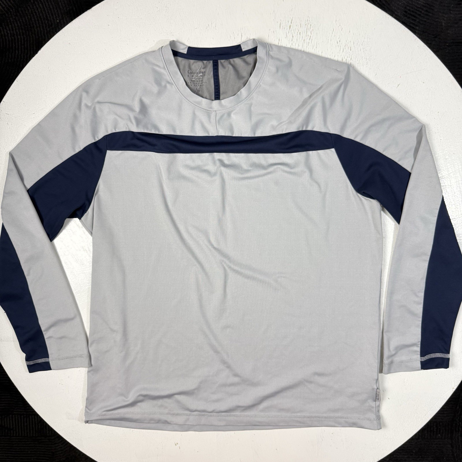 Calvin Klein Sport Men Size XL Long Sleeve Polyester Spandex Shirt Pull Over Top gallery