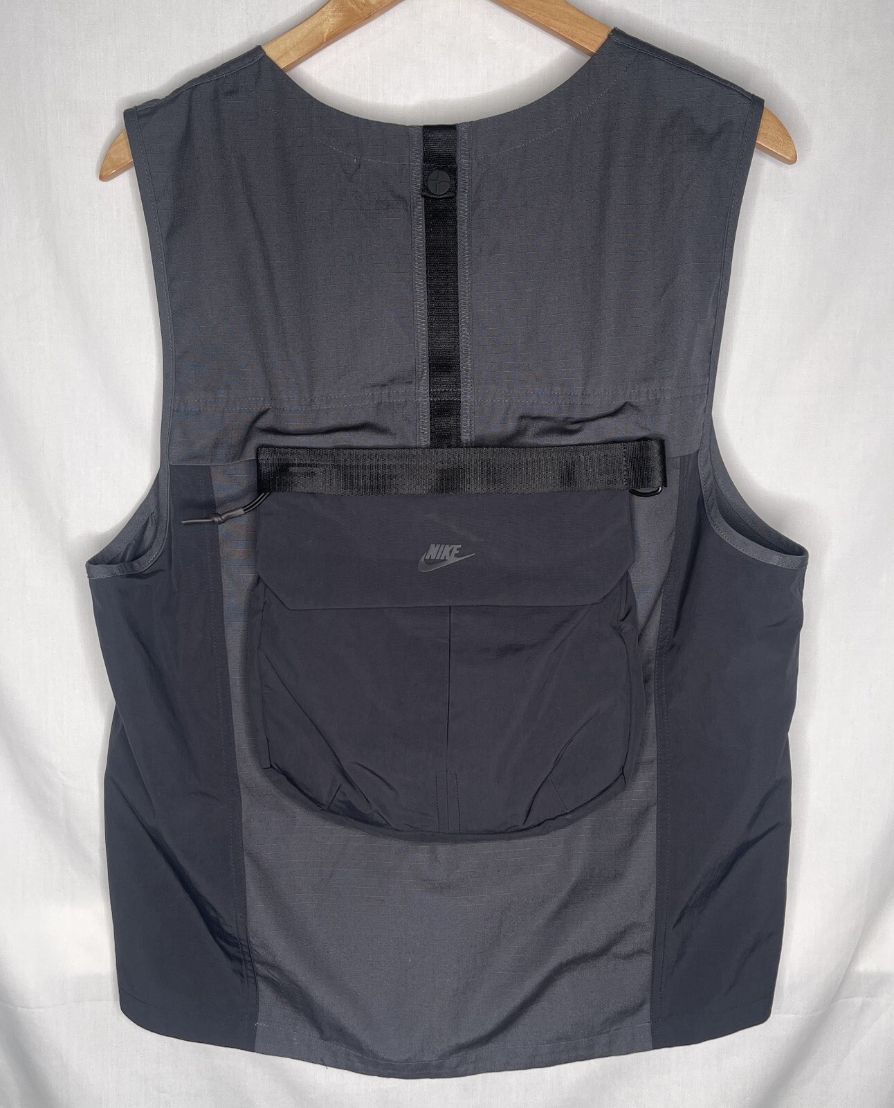 Nike Sportswear Tech Pack Unlined Gilet Vest Black DM5534-060 Men's Sz: S New gallery