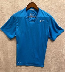 Nike Men’s Athletic T-Shirt Aqua Blue M Light Dri-Fit Legend Short-Sleeve Shirt