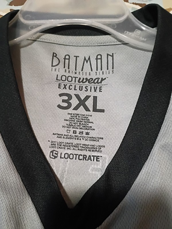 Lootwear Batman TAS Men's Mesh Jersey Tank V-Neck Gray/Black 3XL gallery