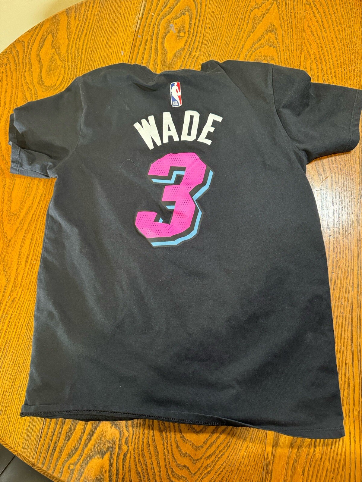 Dwayne Wade Men’s Small Nike Shirt gallery