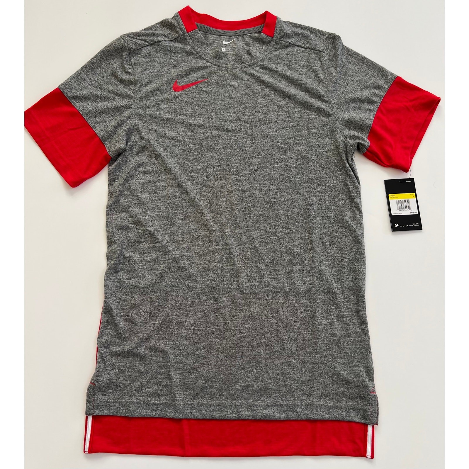 Nike Men's Gray/Red Team Player Short Sleeve CI4545-034 Size S NWT gallery