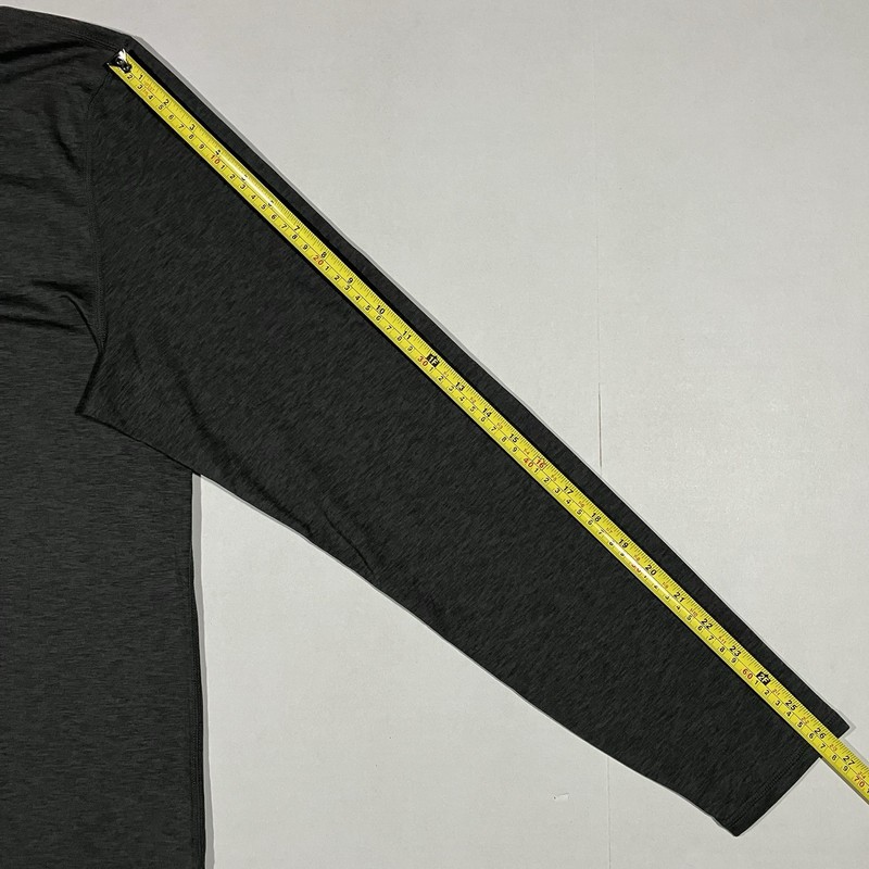 Vuori Ease Performance 2.0 Half Zip Pullover Mens Large Gray Lightweight V221 gallery
