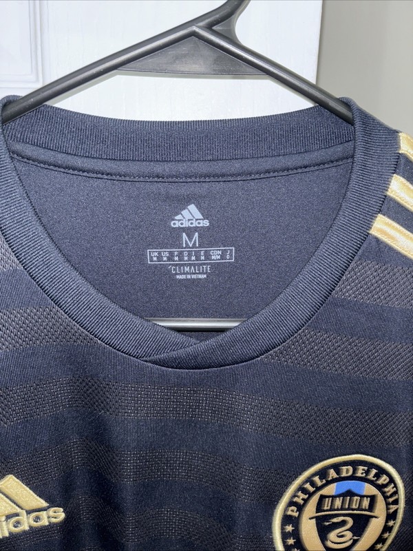 Adidas BIMBO Pregame Short Sleeve Soccer Jersey Navy Size Med gallery