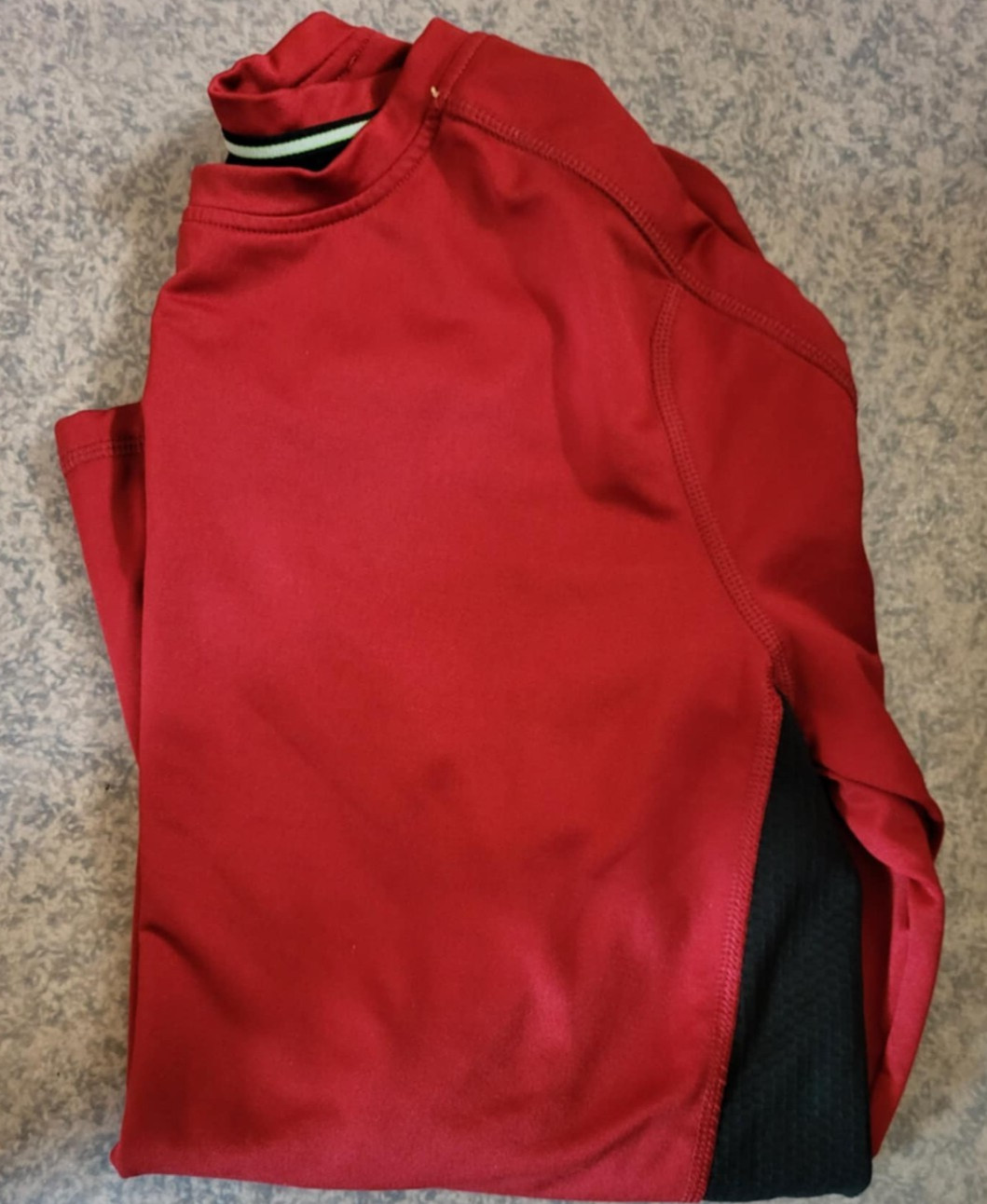''TEX GEAR'' COLORS RED AND BLACK SMALL MENS TOP (C43) gallery