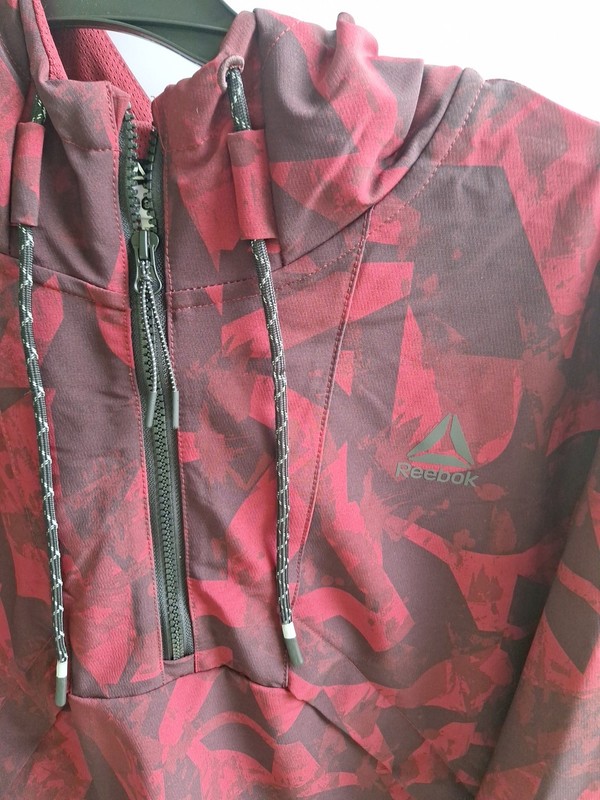 Reebok Half Zip Rhubarb M(38-40) gallery