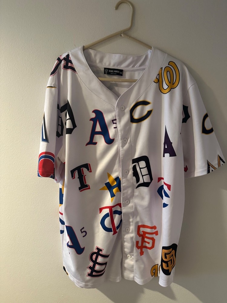 Rebel Minds Mens size 2XL MLB Baseball Team Logos All Over White Jersey Shirt