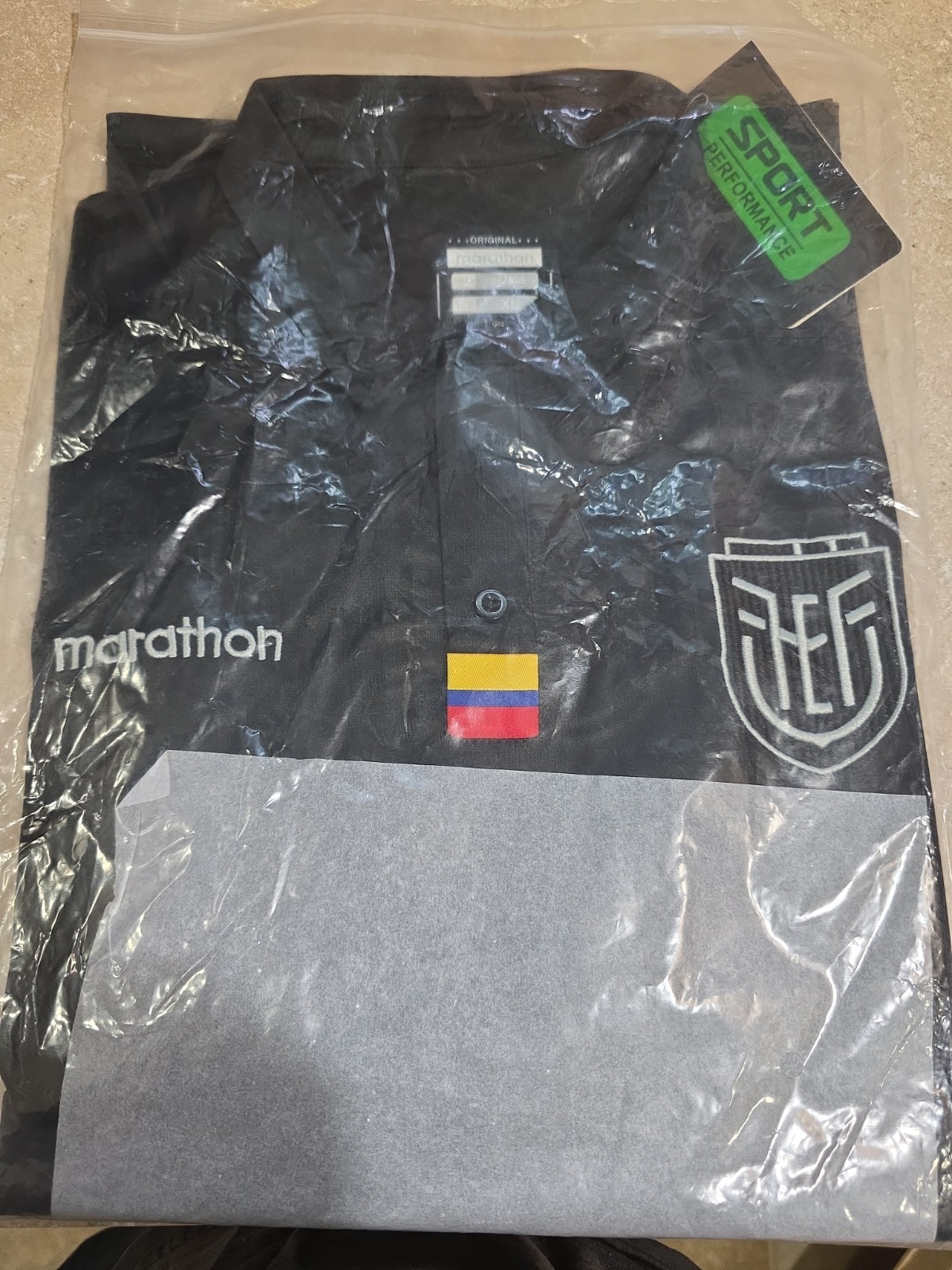 Sport Performance Marathon XL Shirt New gallery