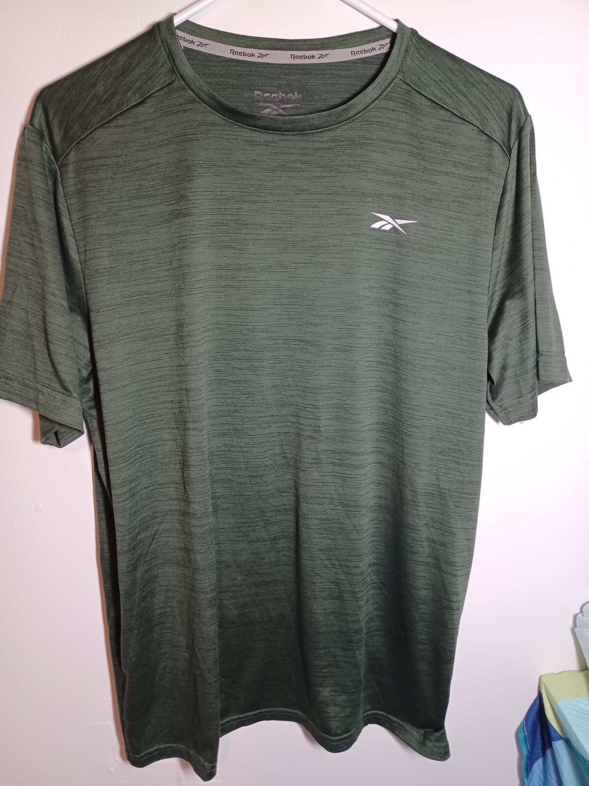 Reebok Men Workout Speedwick Running Athletic T-Shirt Size Small gallery