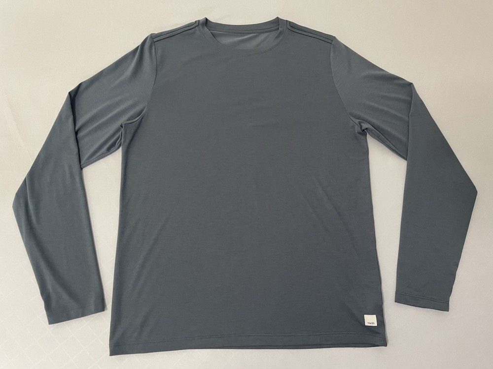 VUORI LONG SLEEVE CURRENT TECH TEE T-SHIRT MEN SIZE MEDIUM GRAY CREWNECK V1003