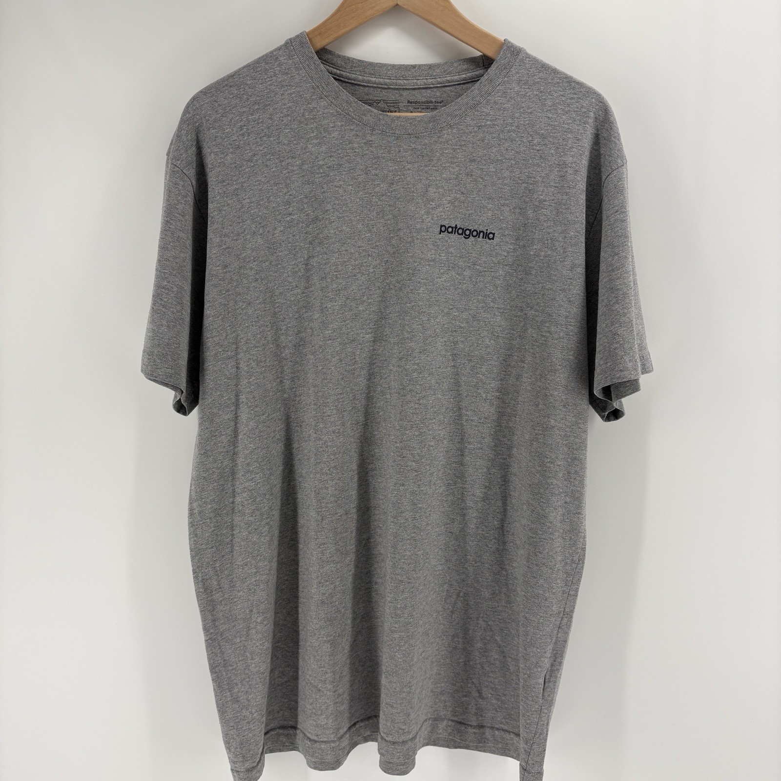 Patagonia Logo Grey Tshirt Organic - Worn Wear - Size Large gallery