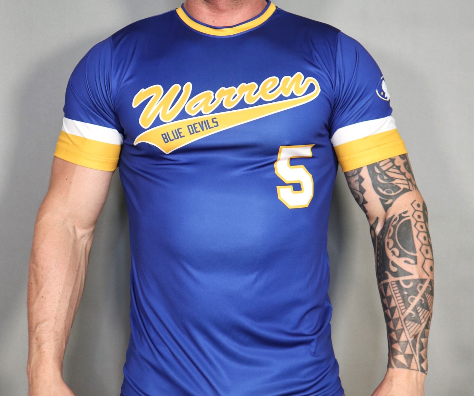 BLUE "WARREN BLUE DEVILS" ATHLETIC SHIRT SIZE SMALL gallery