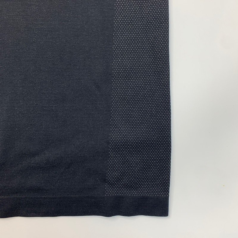 Fabletics T Shirt Mens M Medium Black Gray Nylon Blend Short Sleeve Workout Gym gallery