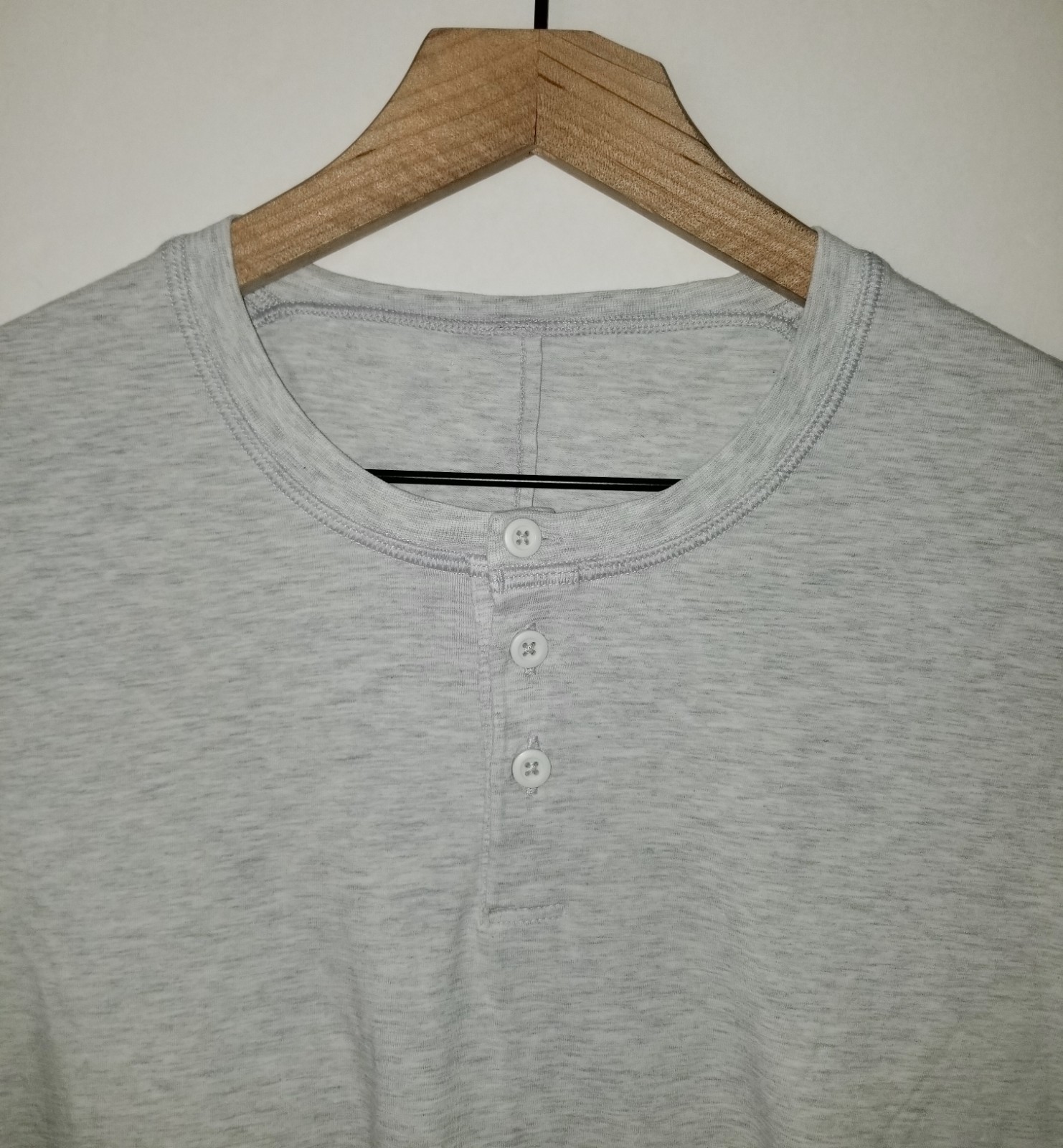 Lululemon 5 Year Basic Henley Tee Shirt GREY Long Sleeve Performance Mens MD gallery