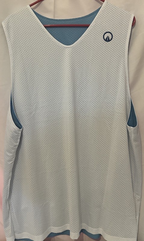 Unknwn Reversible Jersey 2X Light Blue & White gallery