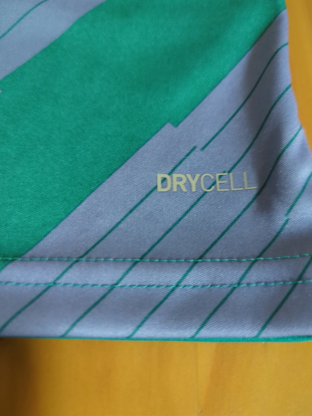 Puma Medium M DryCell TeamLiga Graphic Jersey, Lavenda Pop-Deep Aqua, New NWT gallery