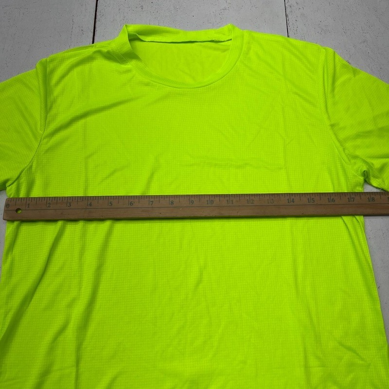 Neon Yellow Athletic Light-Weight Short Sleeve T-Shirt Mens Size Small gallery