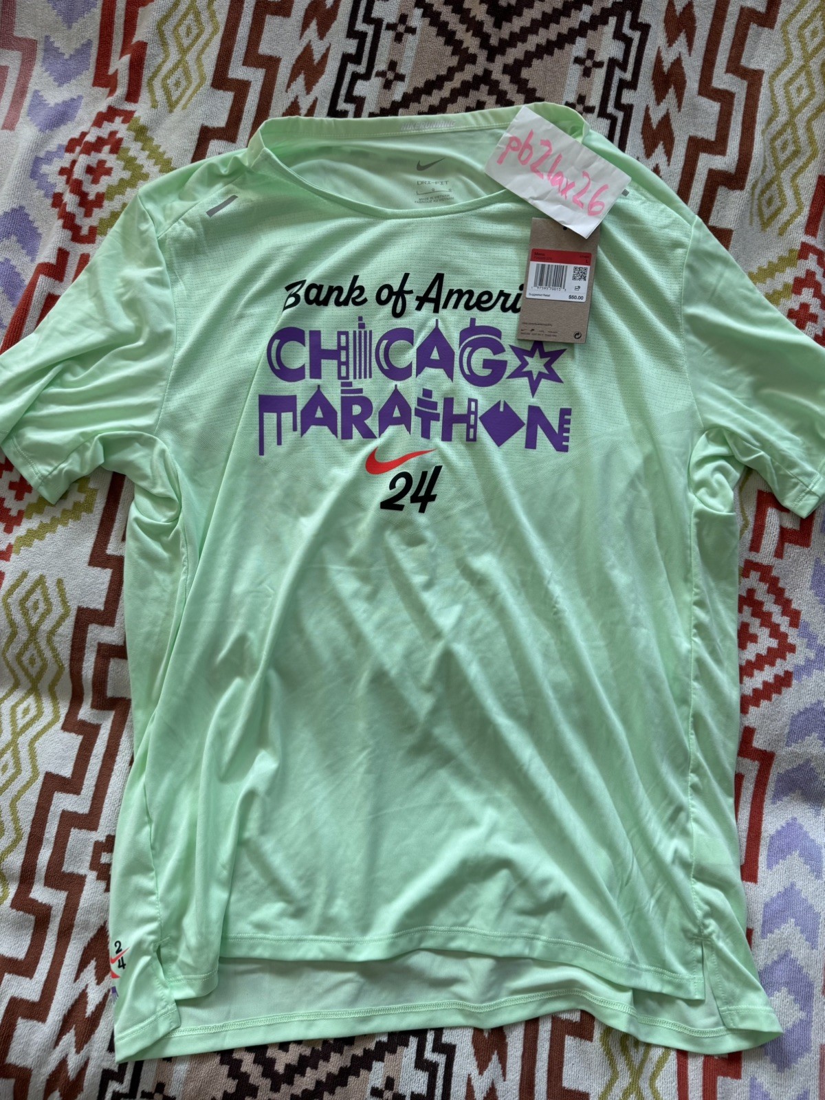 Nike Running Chicago Marathon 2024 Green T Shirt Mens Large FV6329-376 gallery