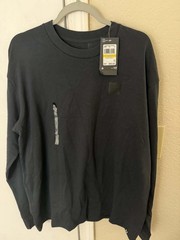 Under Armour Project Rock Cuffed Shirt Mens Medium Black Long Sleeve Bull Patch