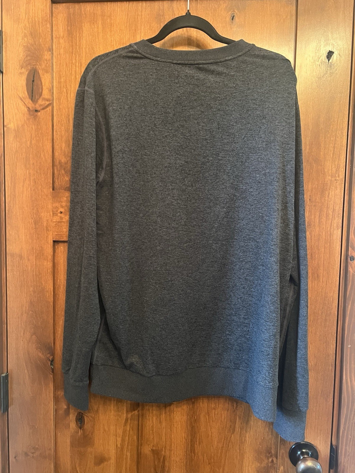 Vuori Men's Large Ponto Performance Crew Charcoal Heather Long Sleeve Pullover gallery