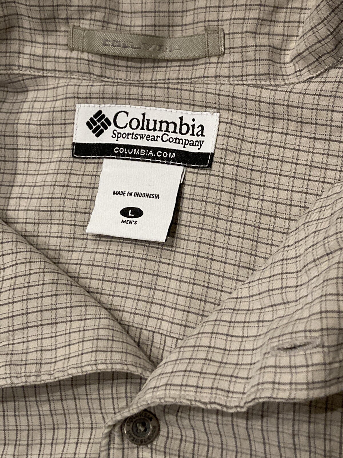 Columbia Men's Size L Large Tan Modal Brown Button Down Athletic Shirt Fish Hike gallery