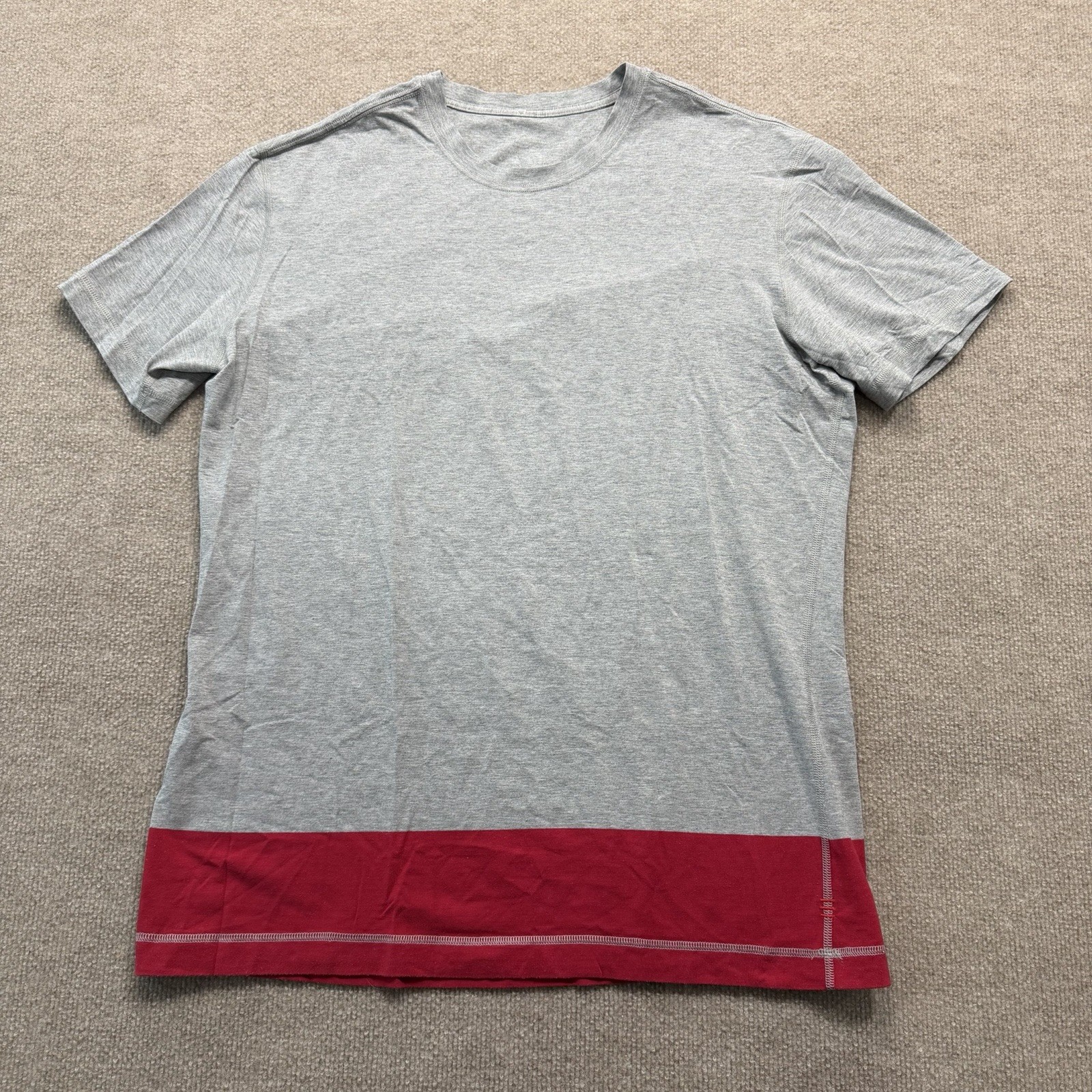 Lululemon Athletica Grey Red Color-Block T Shirt Men’s Size L gallery