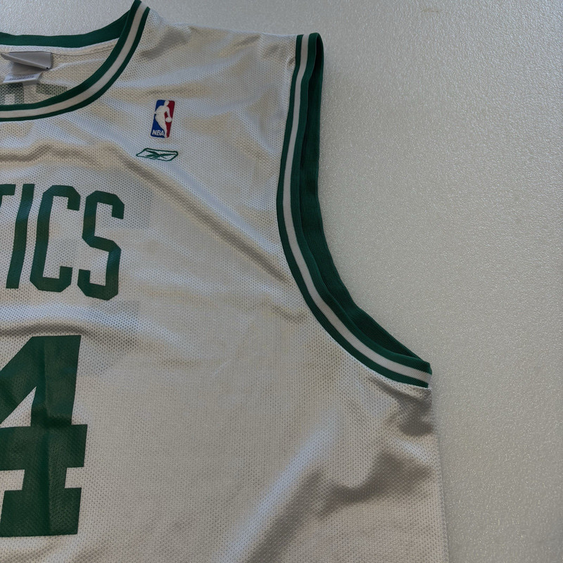 VTG Reebok Paul Pierce Boston Celtics Jersey White #34 Men’s Size 3XL FRAYING gallery